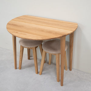 Set van 2 of 4 massief houten eetkrukken Diana, gestoffeerd | NordicStory