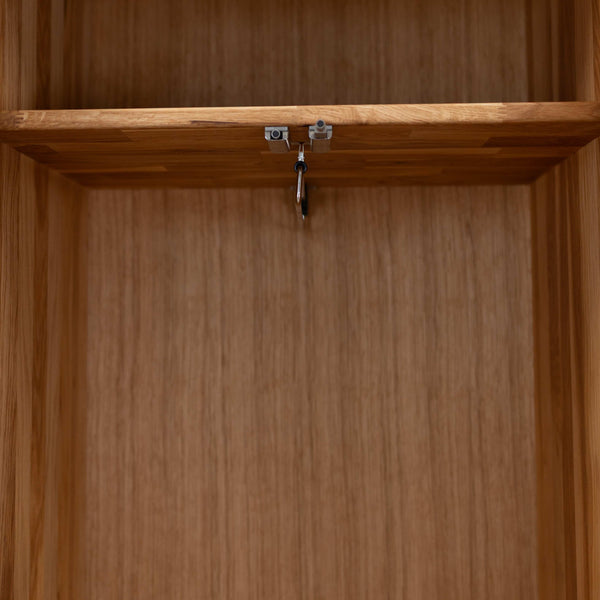 NordicStory 2-deurs kledingkast in massief eiken Geneva, 60 x 45 x 200 cm.