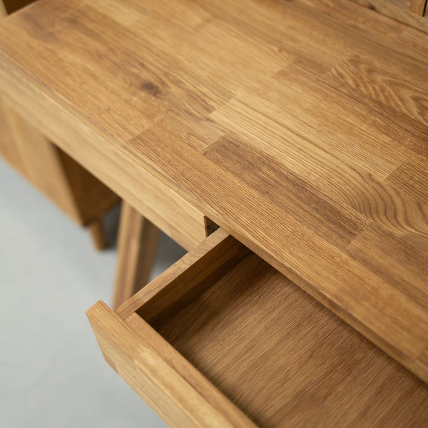 NordicStory Einstein 2 massief eiken bureau met zwevende plank 140 x 55 x 106 cm.