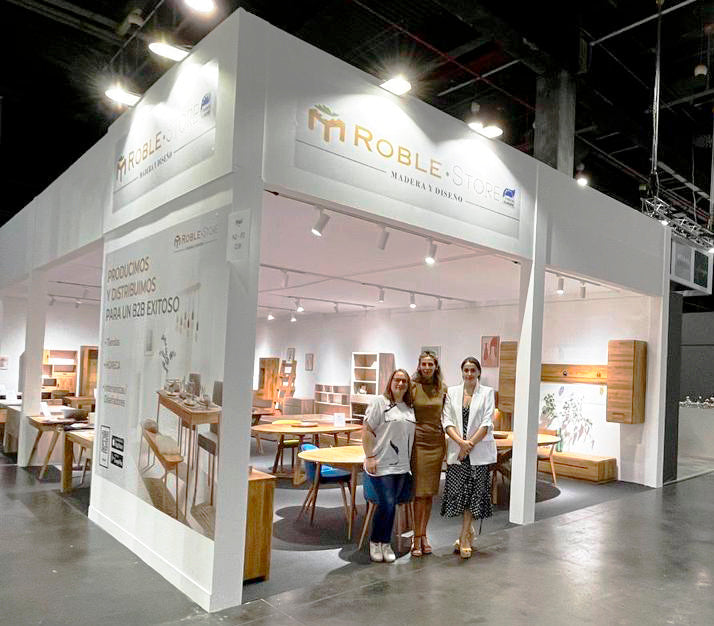 Roble.Store, Nordic Story, Feria Hábitat de Valencia, Massief houten eiken meubelen