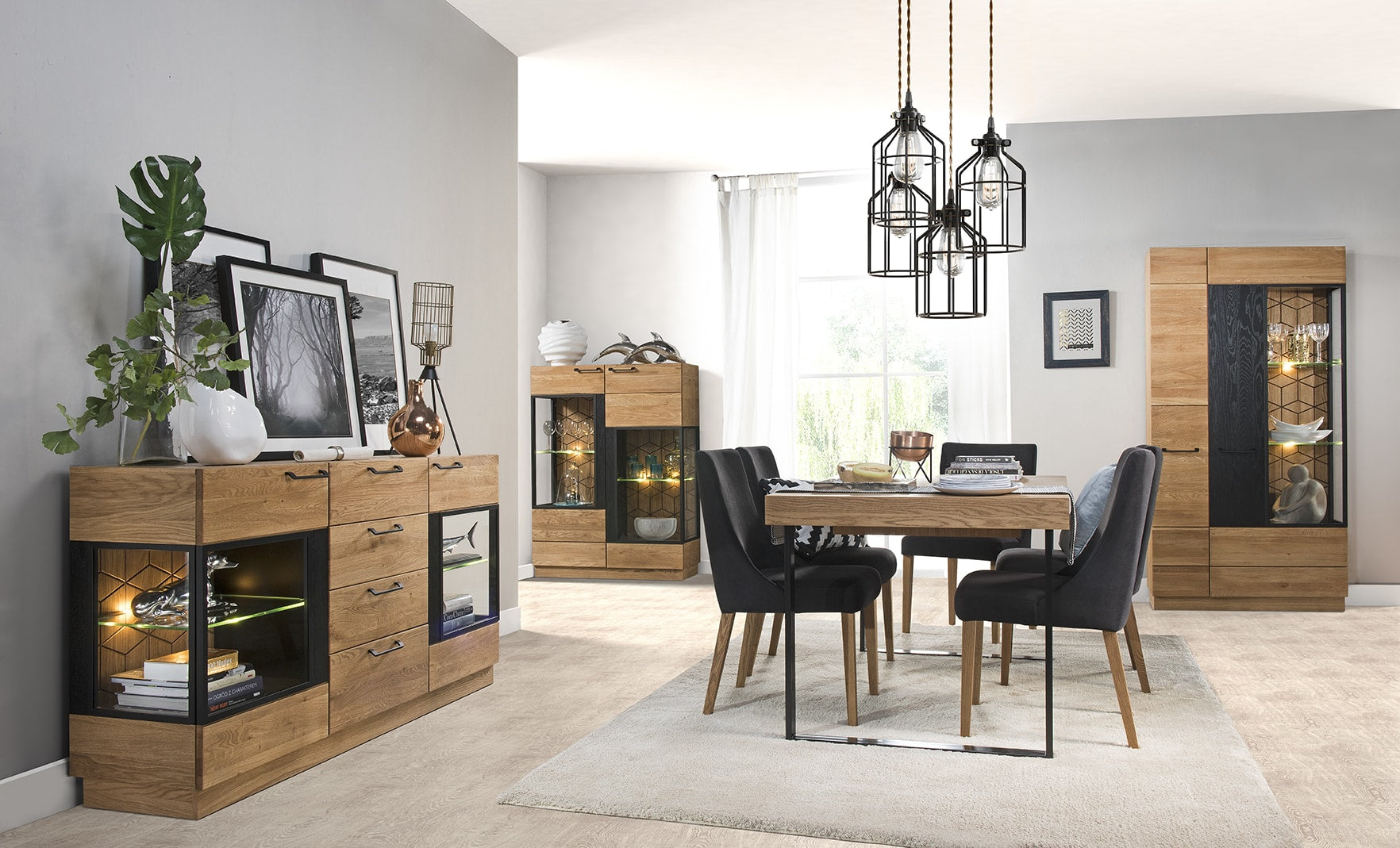 LoftStory, meubels van hout en staal, eetkamer, uitschuifbare tafel, woonkamer, vitrinekast, huis, interieur, staal en hout