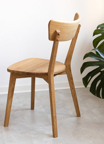 Set van 2 of 4 massief eiken eetkamerstoelen Diana | NordicStory