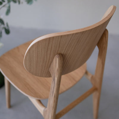 Set van 2 of 4 Varde Eetkamerstoelen, Massief Eiken Frame | NordicStory