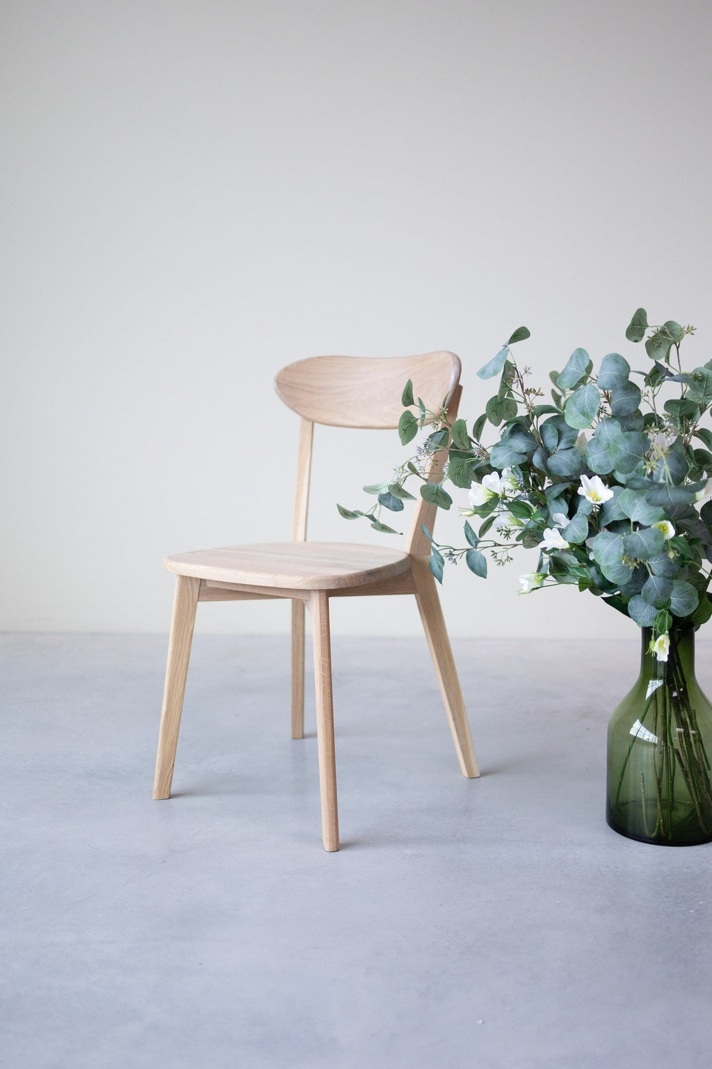Set van 2 of 4 massief eiken eetkamerstoelen Isku | NordicStory