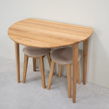 Set van 2 of 4 massief houten eetkrukken Diana, gestoffeerd | NordicStory