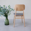 Set van 2 of 4 Varde eetkamerstoelen, frame massief eiken, bekleding | NordicStory