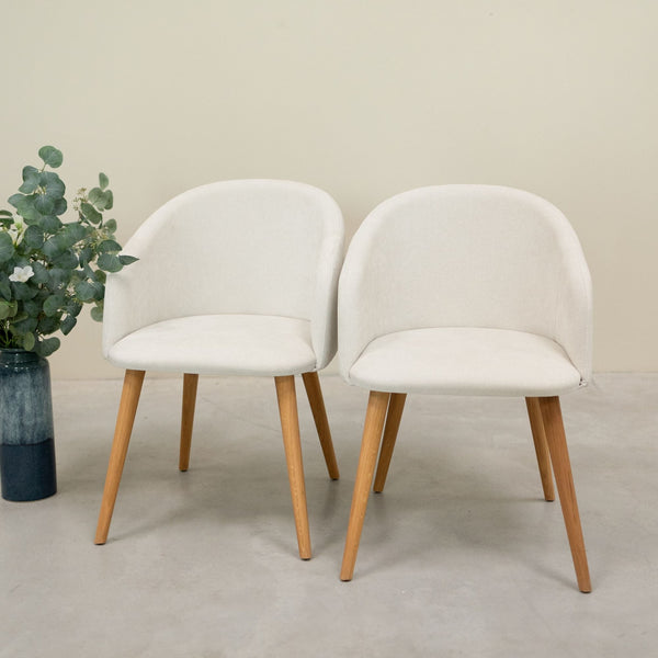 Massief eiken armstoel Ana met bekleding | VESKOR