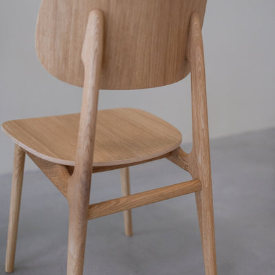 Set van 2 of 4 Varde Eetkamerstoelen, Massief Eiken Frame | NordicStory