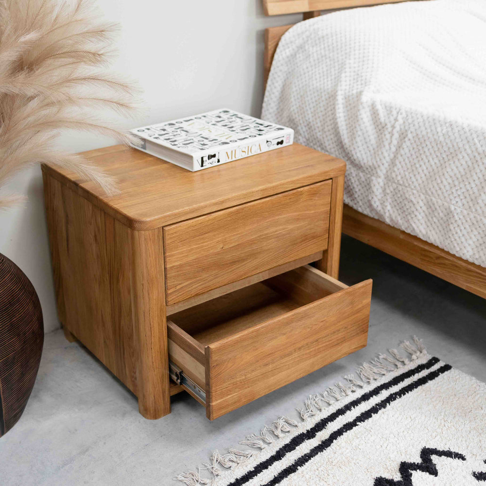 Elsa massief eiken nachtkastje, 56,5 x 44 x 47 cm | NordicStory
