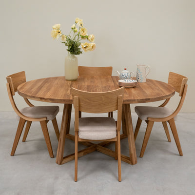 Uitschuifbare eettafel in massief eiken MOBY | NordicStory