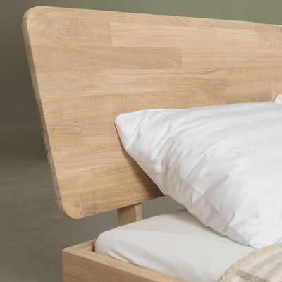 NordicStory Bed massief eiken Scandinavische slaapkamer 