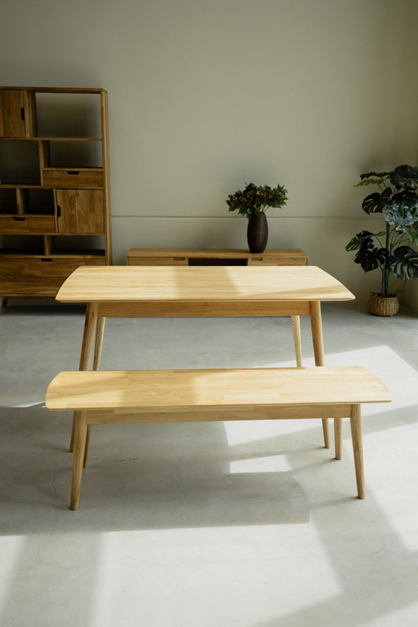 NordicStory Rechthoekige eettafel van massief eikenhout