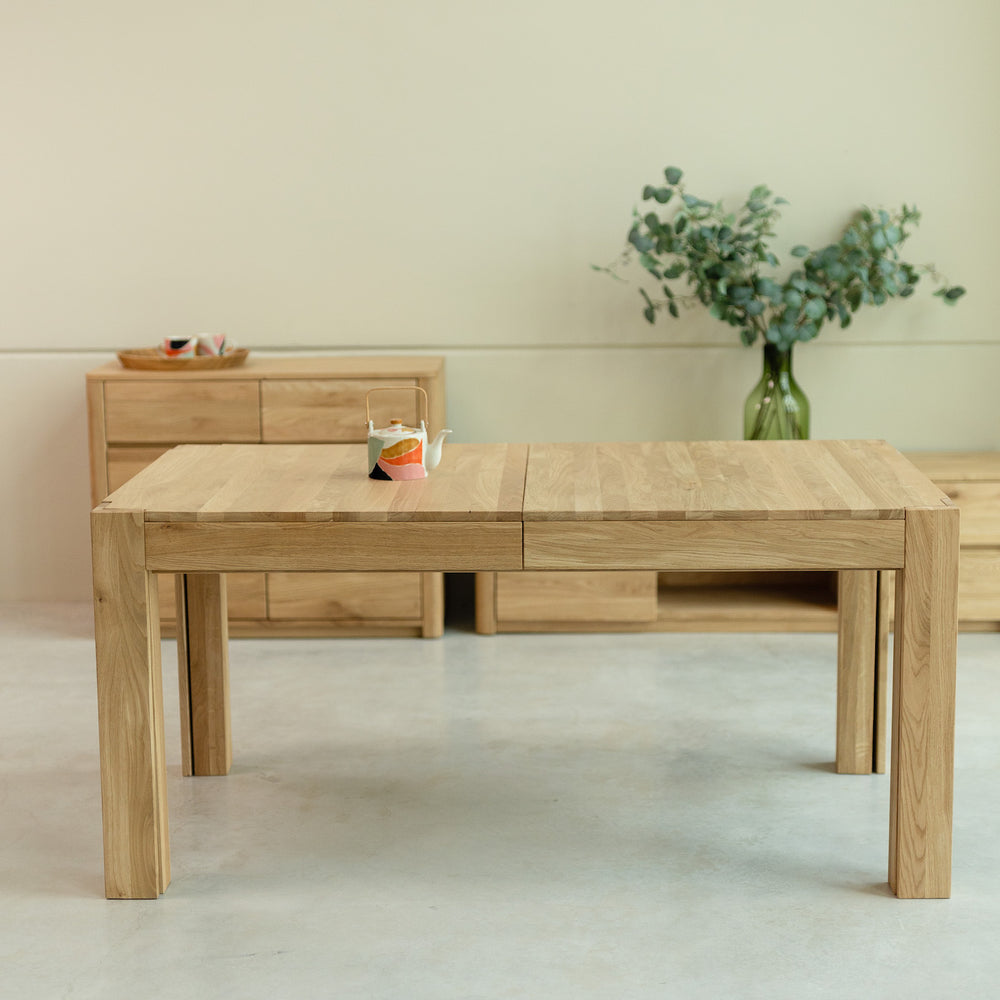 NordicStory uitschuifbare eettafel van massief eikenhout 