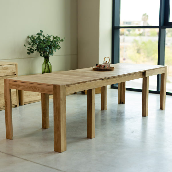 NordicStory uitschuifbare eettafel van massief eikenhout 
