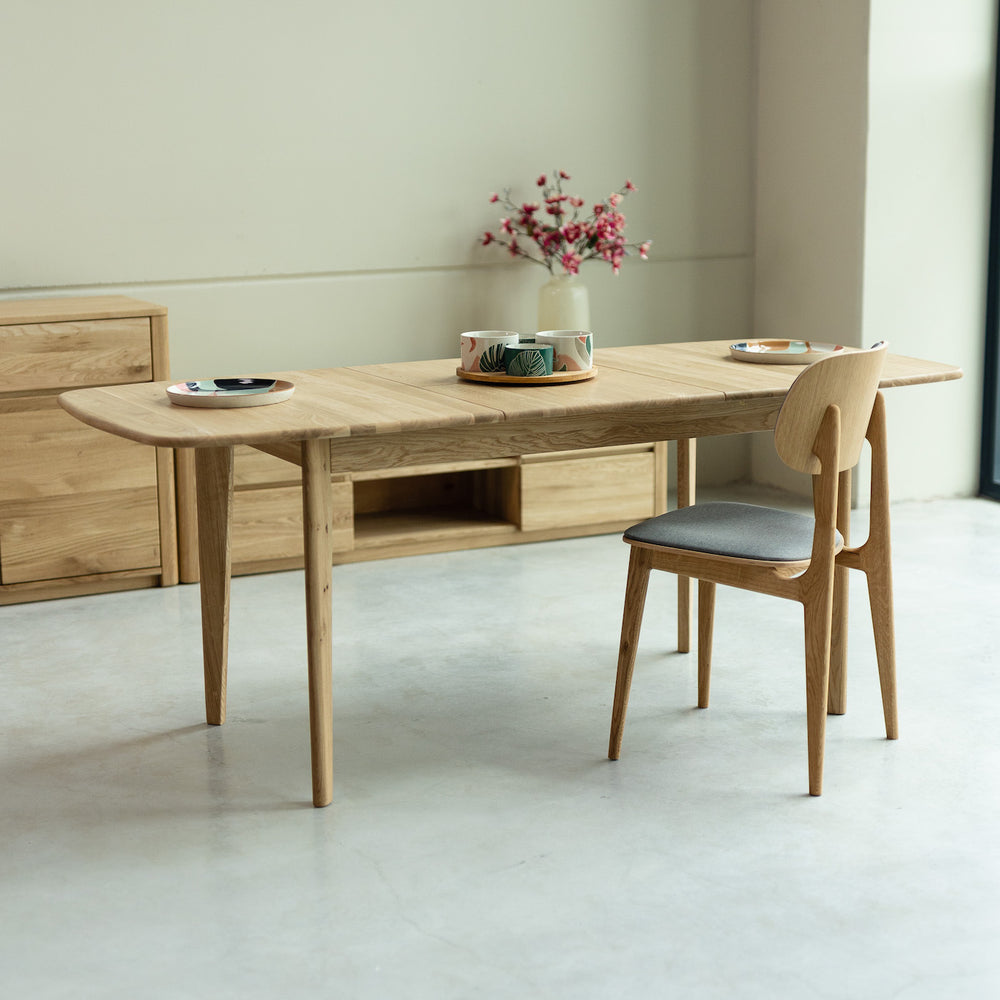 NordicStory uitschuifbare eettafel van massief eikenhout