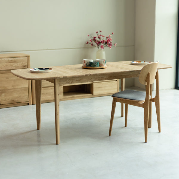 NordicStory uitschuifbare eettafel van massief eikenhout