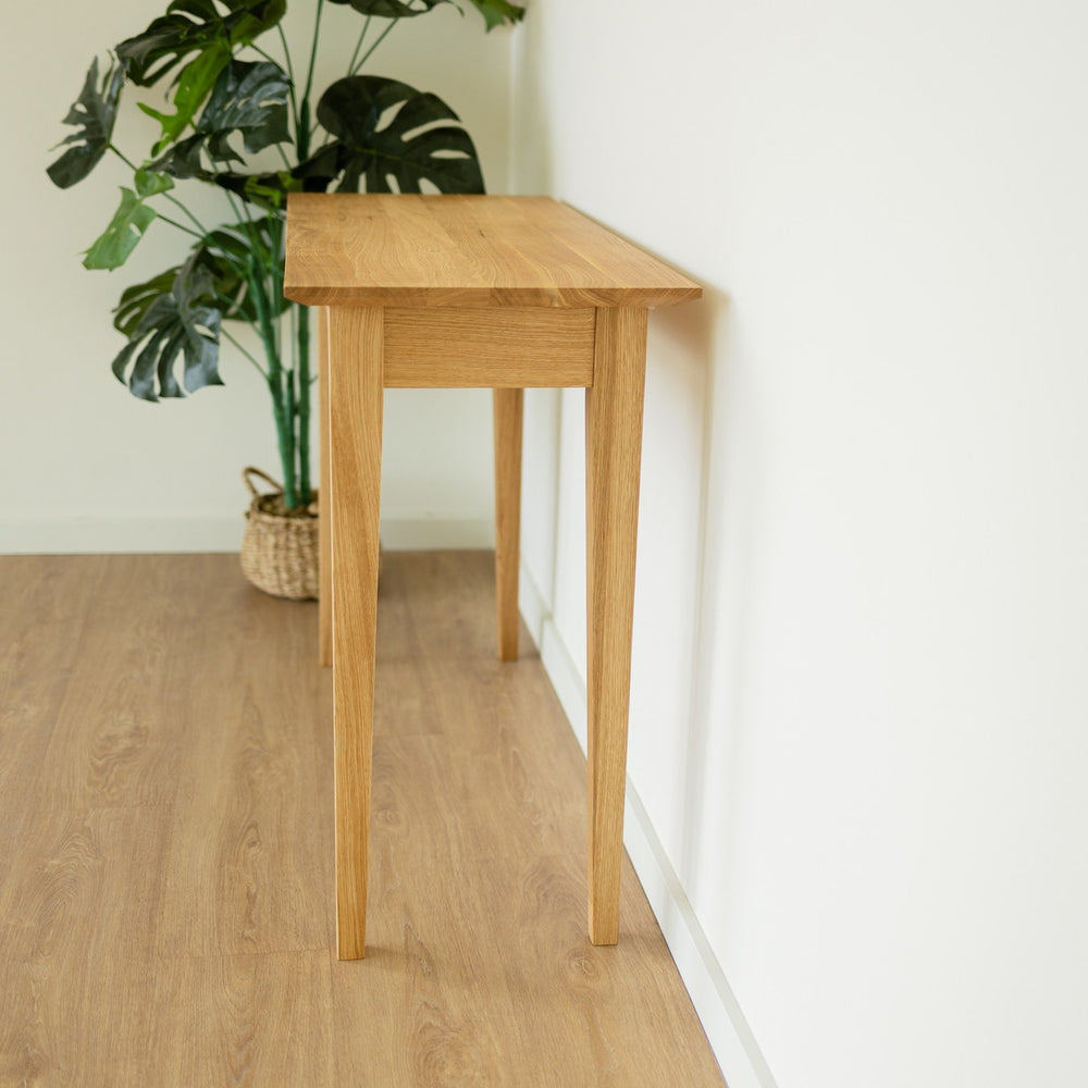 NordicStory Console met 2 laden gemaakt van massief duurzaam eikenhout 