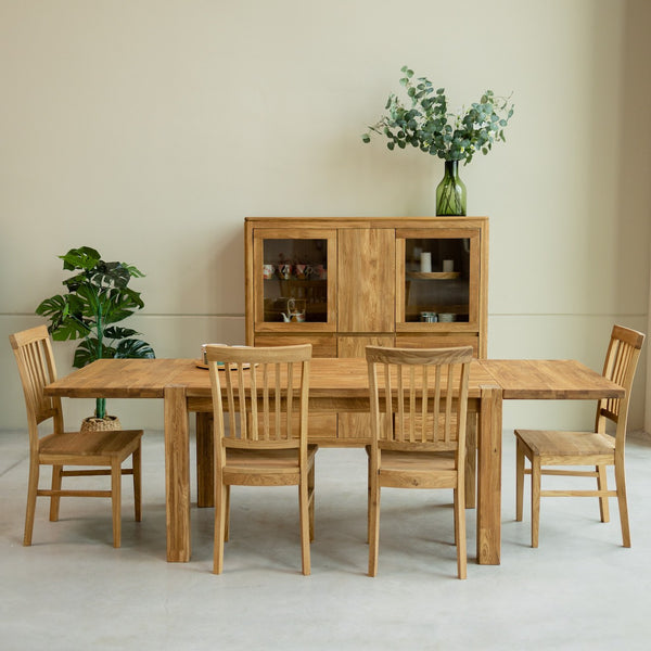 Uitschuifbare eettafel gemaakt van massief duurzaam eikenhout