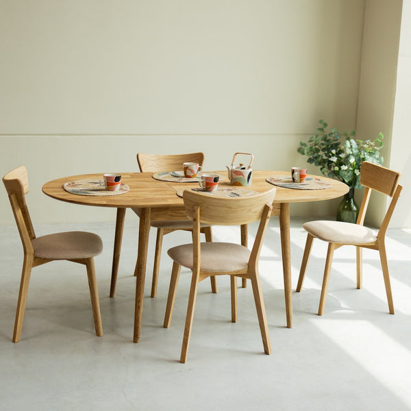  NordicStory Uitschuifbare ovale eettafel in massief duurzaam eiken