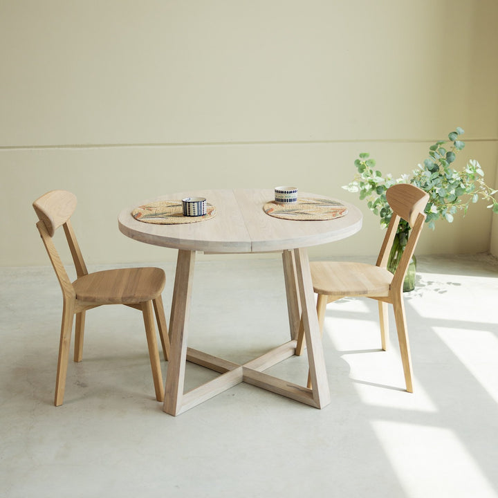 ronde houten tafel