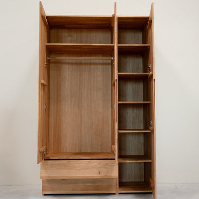 NordicStory Tron massief eiken kast, 135 x 55 x 220 cm.