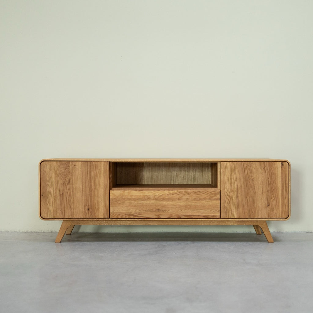 NordicStory TV-meubel in massief eiken Geneva 2, 180 x 45 x 55 cm.