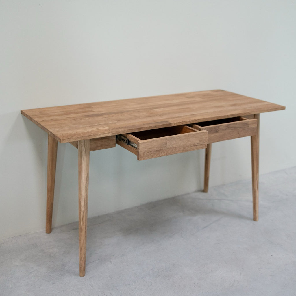 NordicStory Escandi 1 massief eiken bureau 140 x 60 x 75 cm.
