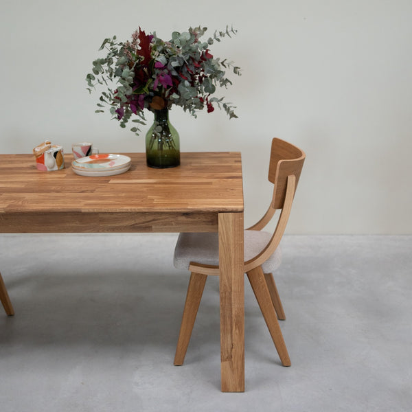 NordicStory Eettafel in massief eikenhout