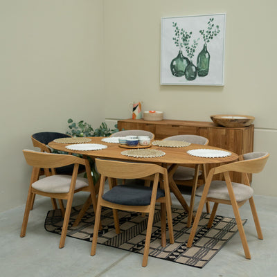 VESKOR Set van 2 of 4 massief eiken eetkamerstoelen Knut, bekleding Beige/Antraciet Grijs Eiken.Winkel