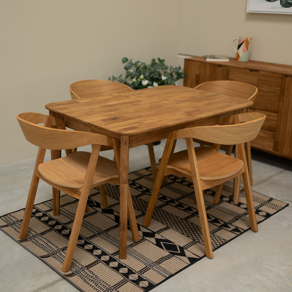 Veskor Set van 2 of 4 massief eiken eetkamerstoelen Knut Roble.Store