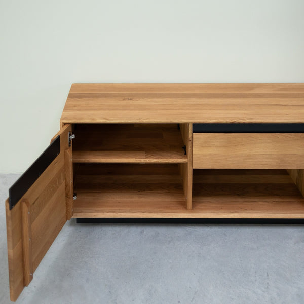 NordicStory TV-meubel in massief eiken Bremen, 160 x 42 x 50 cm.