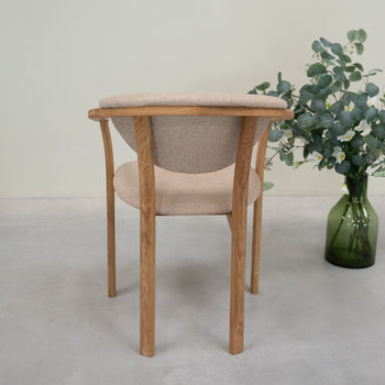 NordicStory Set van 2 of 4 Alexis eetkamerstoelen, massief eiken frame, beige bekleding