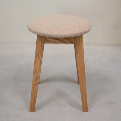 NordicStory Set van 2 of 4 massief houten eetkrukken Diana, bekleding