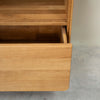 Eiken.Store eiken massief houten vitrinekast