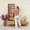 Eiken.Store eiken massief houten vitrinekast