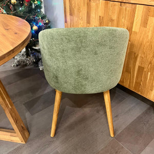 Massief eiken armstoel Ana met bekleding | VESKOR