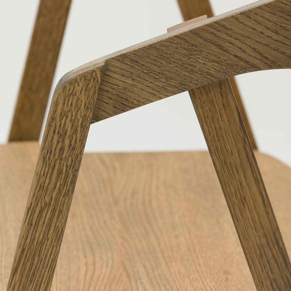 Veskor Set van 2 of 4 massief eiken eetkamerstoelen Knut Roble.Store