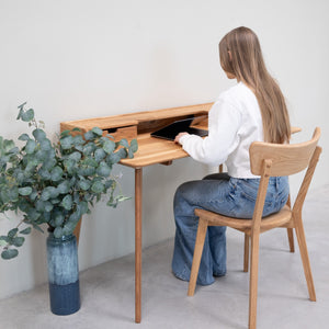 Ana massief eikenhouten schrijftafel, 120 x 65 x 84,5 cm, NordicStory