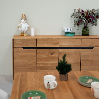 NordicStory Bremen eiken massief houten dressoir, 180 x 42 x 90 cm.