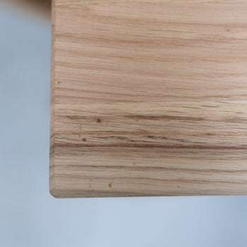Uitschuifbare eettafel in massief eiken L2