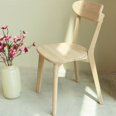 Set van 2 of 4 massief eiken eetkamerstoelen Isku | NordicStory