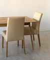 Set van 2 of 4 Malaga eetkamerstoelen, frame van massief eiken, bekleding beige | NordicStory