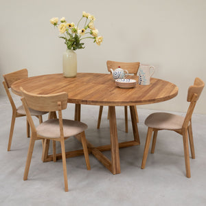 Set van 2 of 4 massief eiken eetkamerstoelen Diana Beige | NordicStory