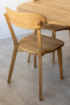 Set van 2 of 4 massief eiken eetkamerstoelen Isku | NordicStory
