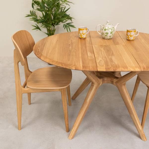 Ronde uitschuifbare eettafel in massief eiken Carmen | NordicStory