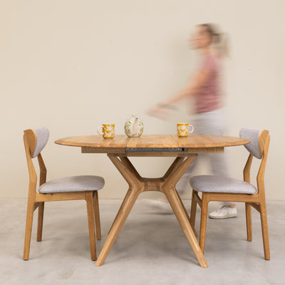 Ronde uitschuifbare eettafel in massief eiken Carmen | NordicStory