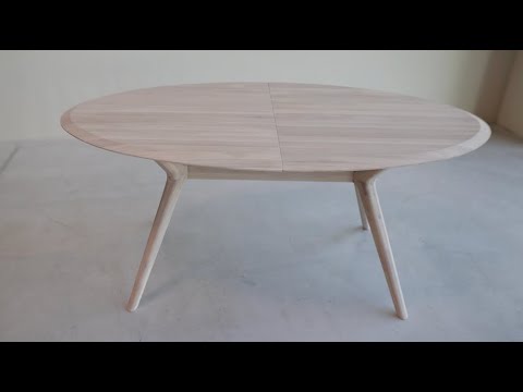 Uitschuifbare eettafel in massief eiken Carmen | NordicStory