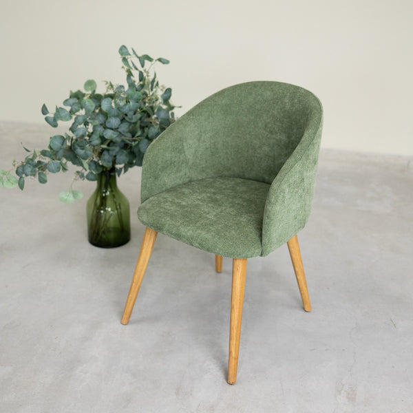 Massief eiken armstoel Ana met bekleding | VESKOR