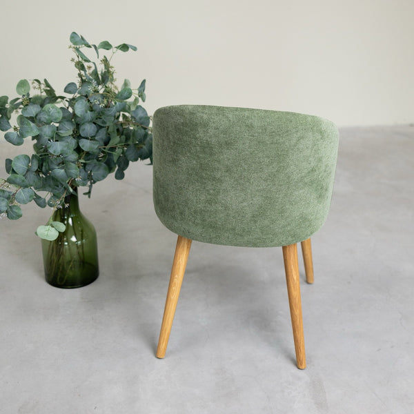 Massief eiken armstoel Ana met bekleding | VESKOR