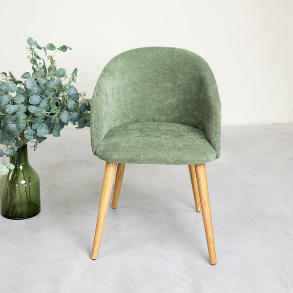 Massief eiken armstoel Ana met bekleding | VESKOR